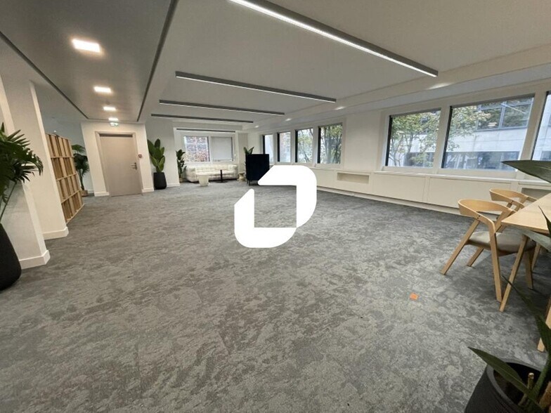 Office in Boulogne-Billancourt for lease - Building Photo - Image 3 of 15