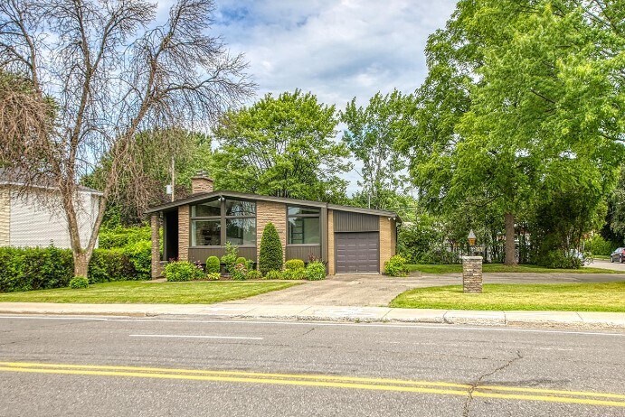 3091 Boul Dagenais O, Laval, QC for sale Building Photo- Image 1 of 1