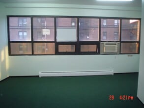 8612 Whitney Ave, Elmhurst, NY for lease Interior Photo- Image 1 of 6