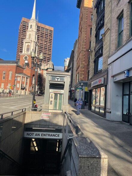 131 Tremont St, Boston, MA à louer - Photo du bâtiment - Image 3 de 4