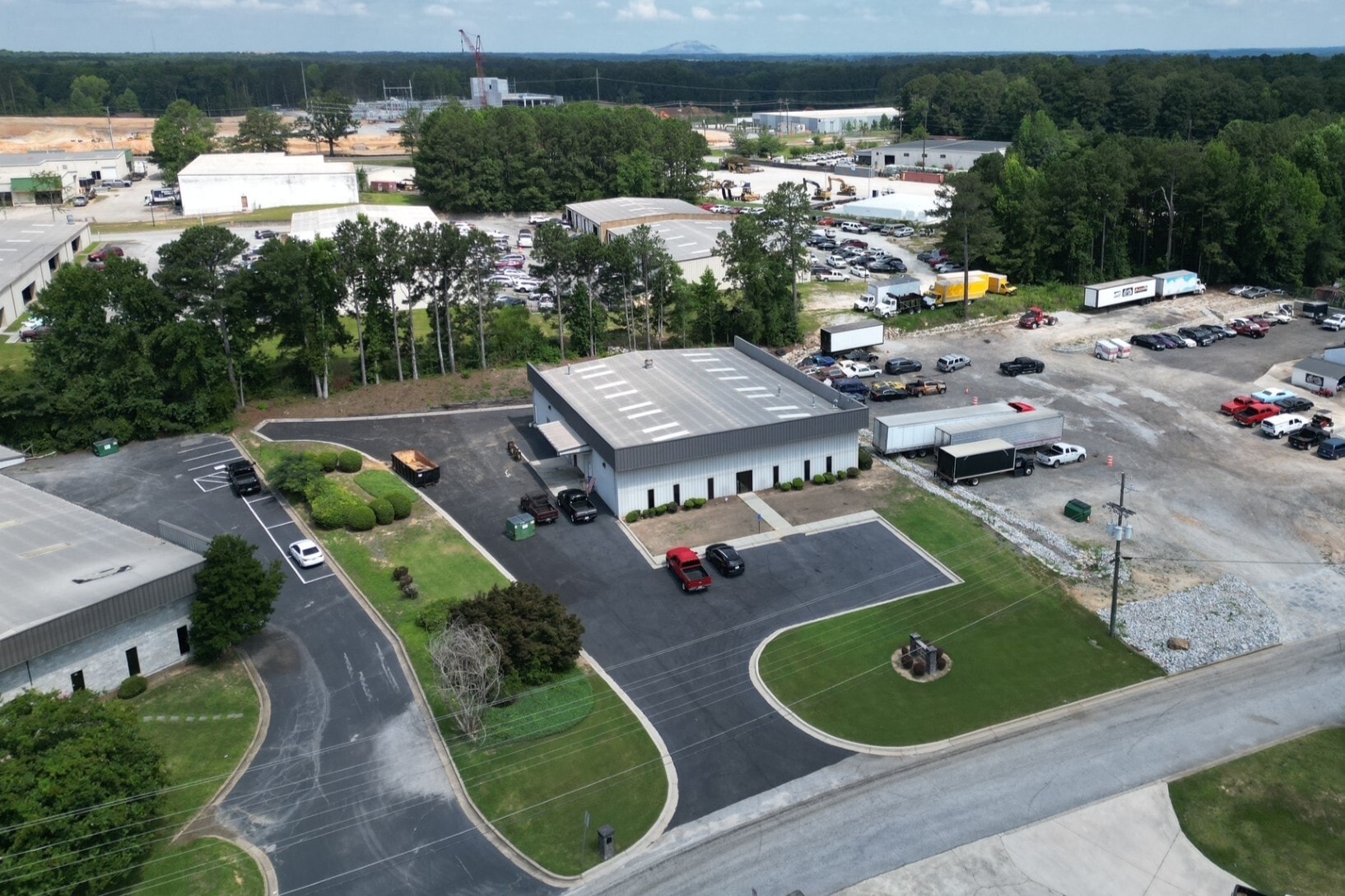 205 Camden Industrial Pky NW, Conyers, GA for lease Building Photo- Image 1 of 4