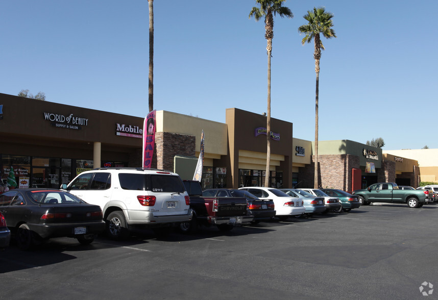 5600-5750 Van Buren Blvd, Riverside, CA for lease - Building Photo - Image 2 of 7