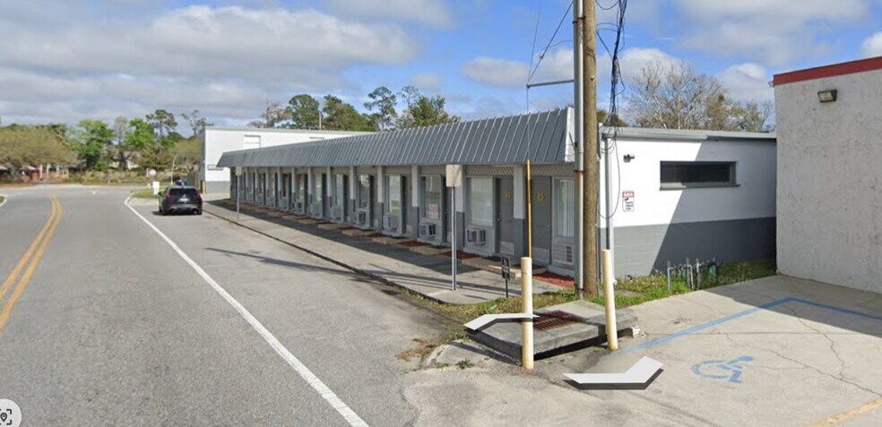 3780 Kori Rd, Jacksonville, FL à louer - Photo du bâtiment - Image 3 de 3