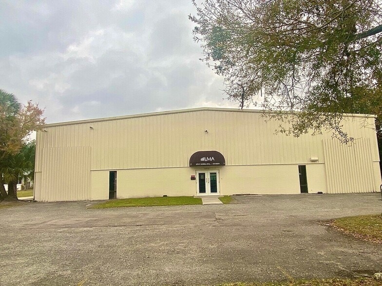 2415 N Albany Ave, Tampa, FL for lease - Building Photo - Image 2 of 9