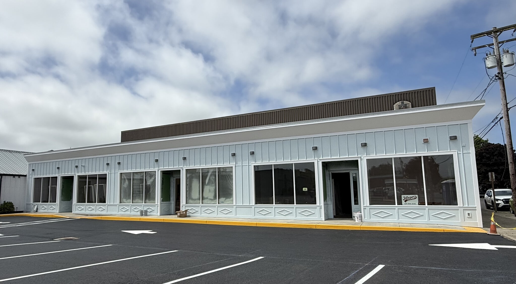 108 Stillwell Ave, Tillamook, OR for lease Primary Photo- Image 1 of 2
