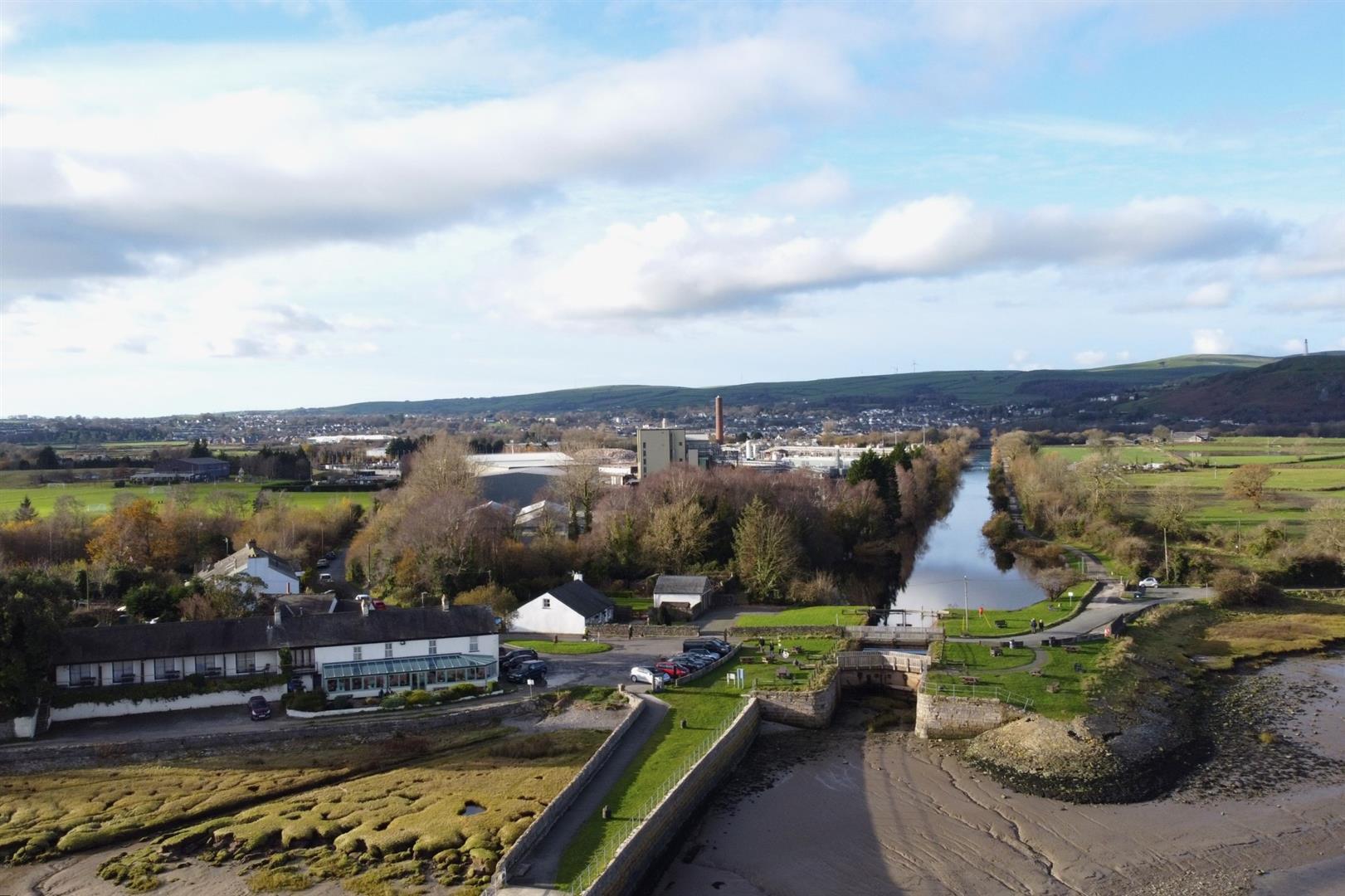 Canal Foot, Ulverston à vendre Photo du bâtiment- Image 1 de 40