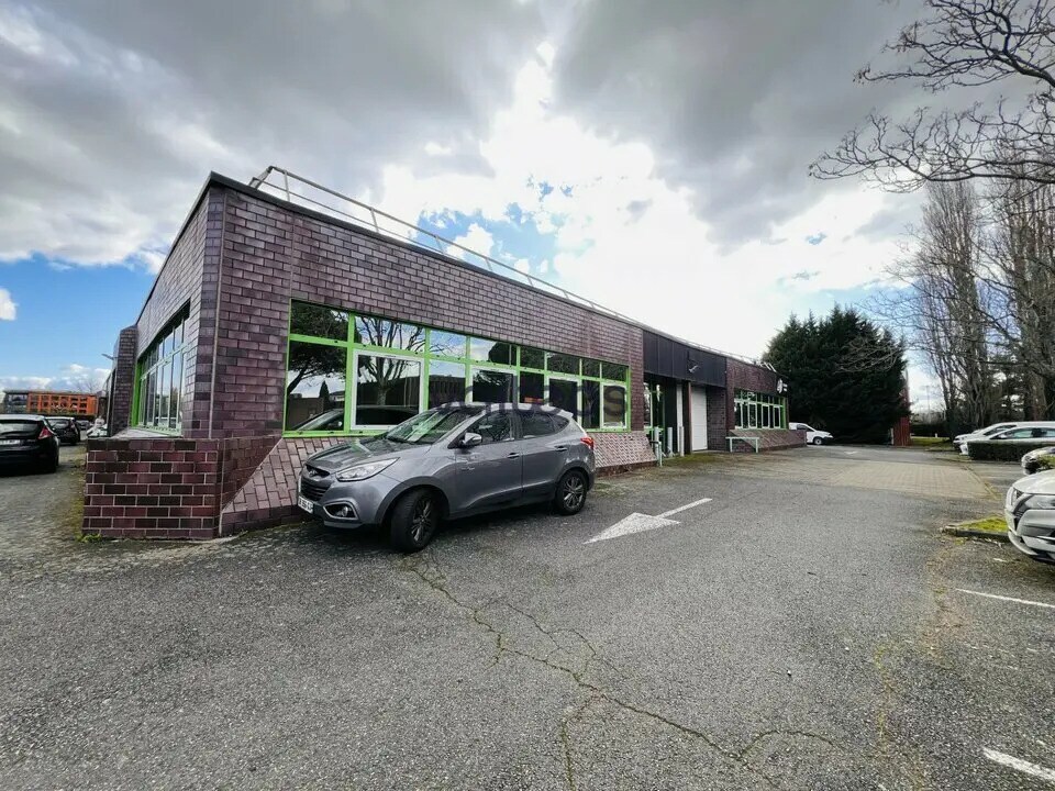 Office in Labège for lease Building Photo- Image 1 of 12