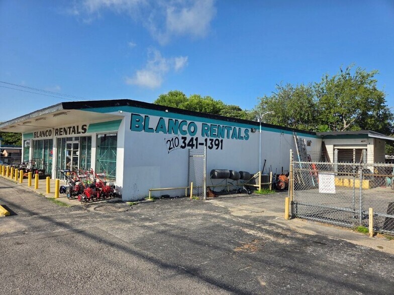 5415 Blanco Rd, San Antonio, TX à vendre - Photo du bâtiment - Image 3 de 12