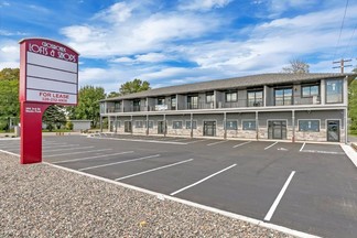 Plus de détails pour 205 NE 3rd St, Waite Park, MN - Vente au détail à louer