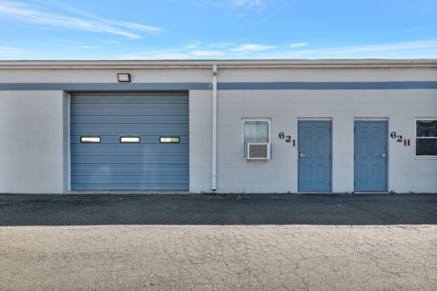 62 Southgate Blvd, New Castle, DE à louer - Photo du bâtiment - Image 1 de 11