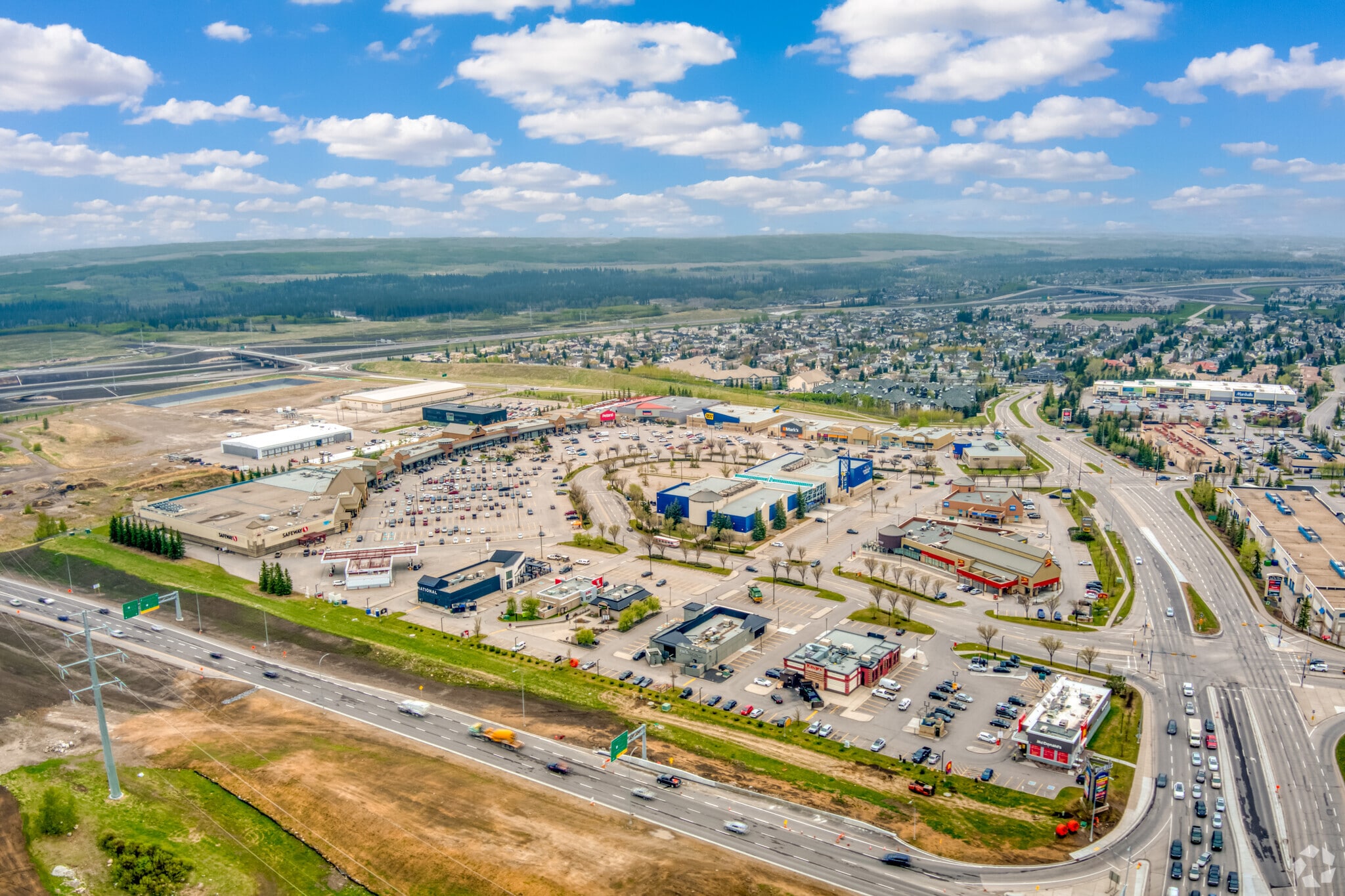 165 Stewart Grn SW, Calgary, AB for lease Aerial- Image 1 of 3