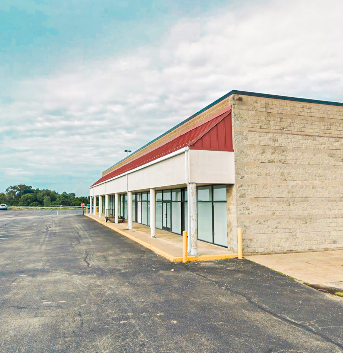 1701 Lincoln Hwy, North Versailles, PA for lease Interior Photo- Image 1 of 2