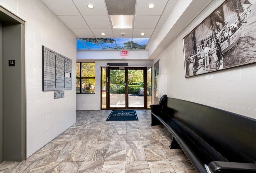 621 Ridgely Ave, Annapolis, MD à vendre - Photo du bâtiment - Image 2 de 9