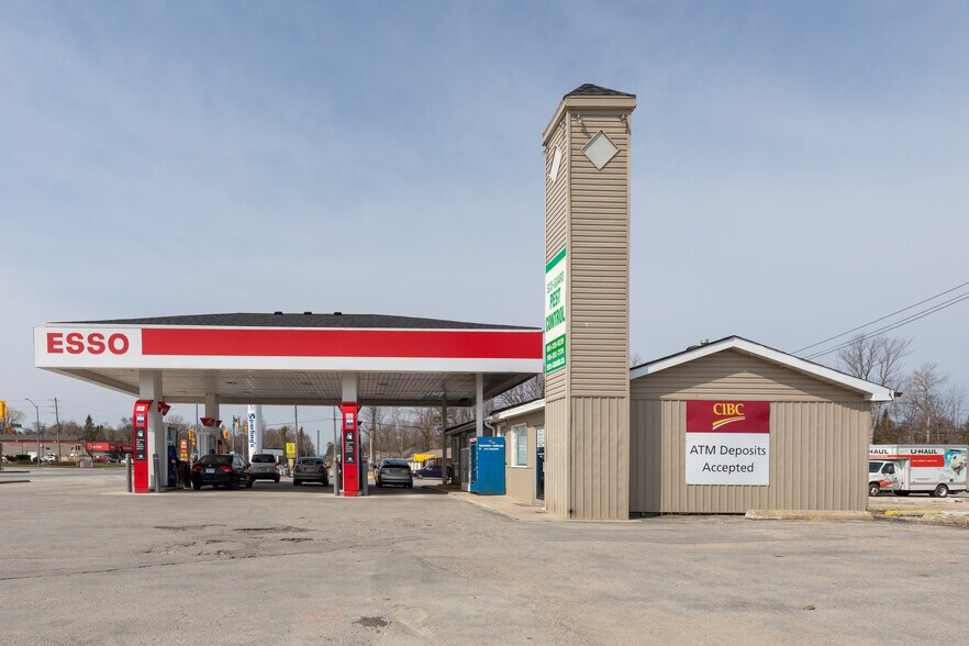 1929 Mosley St, Wasaga Beach, ON for sale - Primary Photo - Image 1 of 1