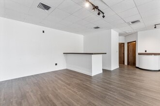 1834-1836 Keller Pky, Keller, TX à louer Photo intérieure- Image 2 de 8