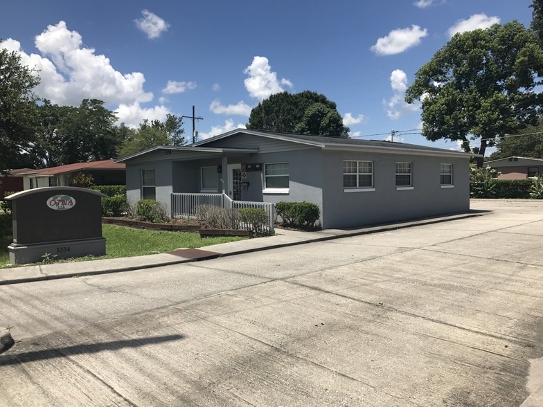 1334 S Semoran Blvd, Orlando, FL for lease - Building Photo - Image 2 of 13