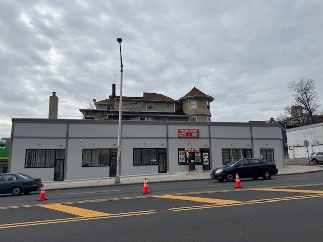 Plus de détails pour 225-233 Central Ave, East Orange, NJ - Commerce de détail à vendre