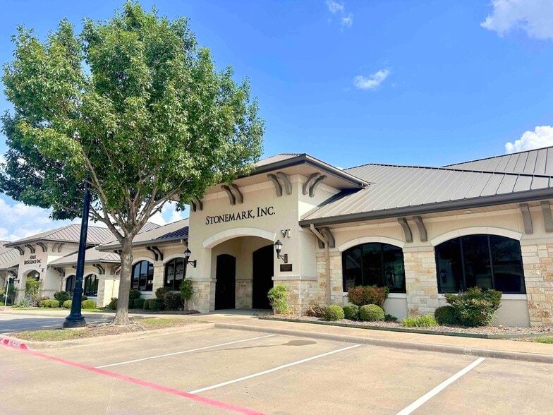 8501 Wade Blvd, Frisco, TX for sale - Building Photo - Image 2 of 6