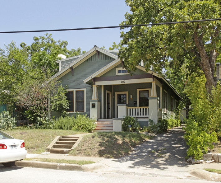 702 W 34th St, Austin, TX for lease - Primary Photo - Image 1 of 7