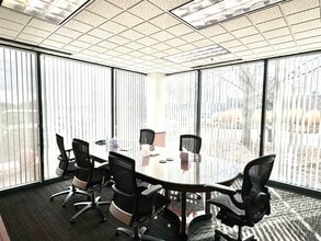 8001 Broadway, Merrillville, IN à louer Photo intérieure- Image 1 de 3