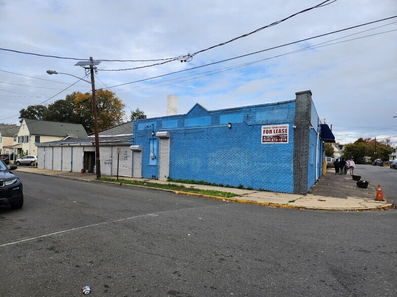 109 Park St, Orange, NJ à louer - Photo du bâtiment - Image 1 de 16