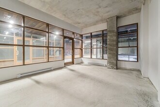 215 Rue Murray, Montréal, QC for lease Building Photo- Image 2 of 2