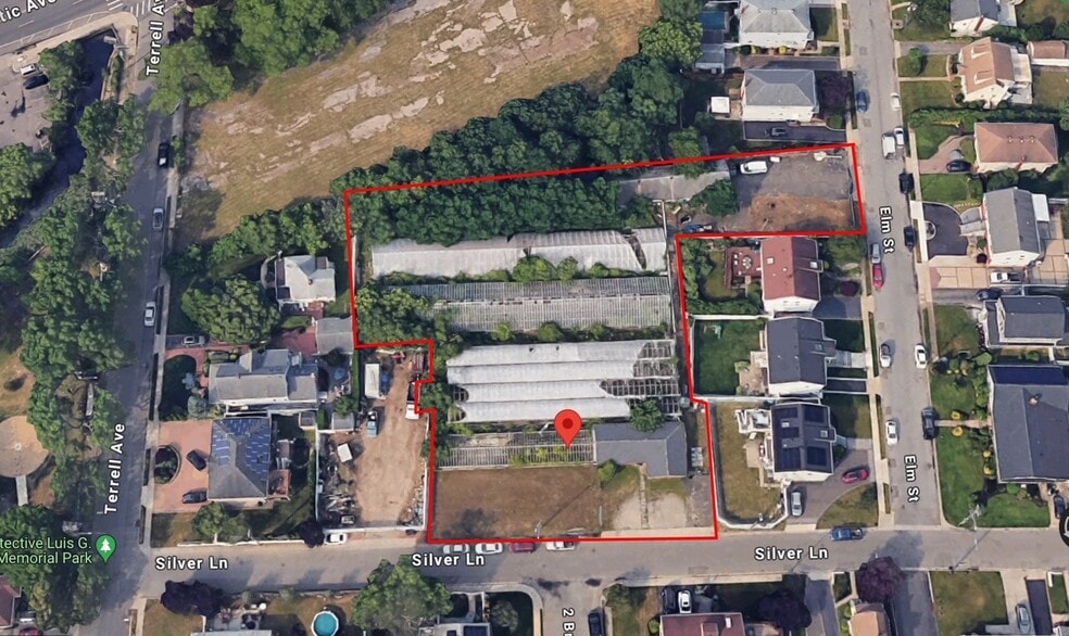 385 Silver Ln, Oceanside, NY for sale - Building Photo - Image 2 of 6