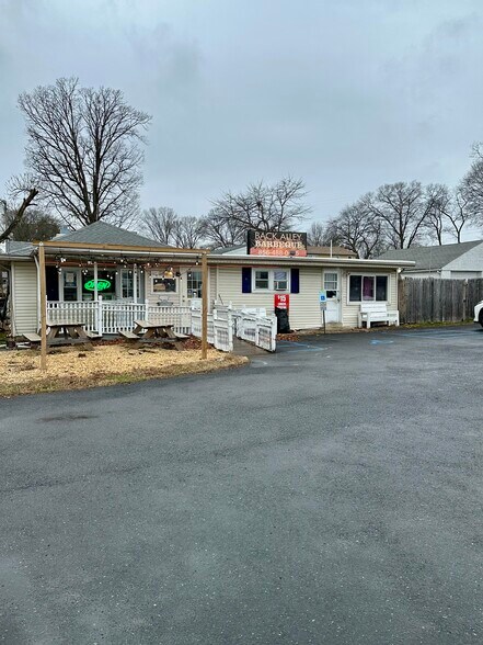 2591 Haddonfield Rd, Pennsauken, NJ à vendre - Photo du bâtiment - Image 2 de 18