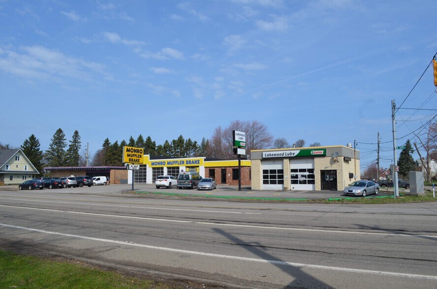 3806 W Ridge Rd, Erie, PA for lease - Building Photo - Image 2 of 4