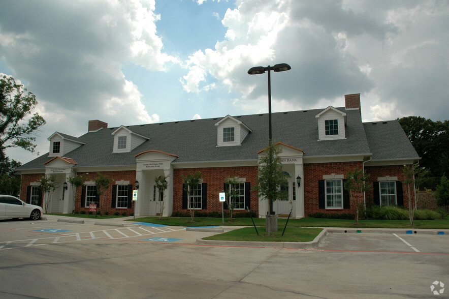 211 E Southlake Blvd, Southlake, TX for lease - Building Photo - Image 3 of 24