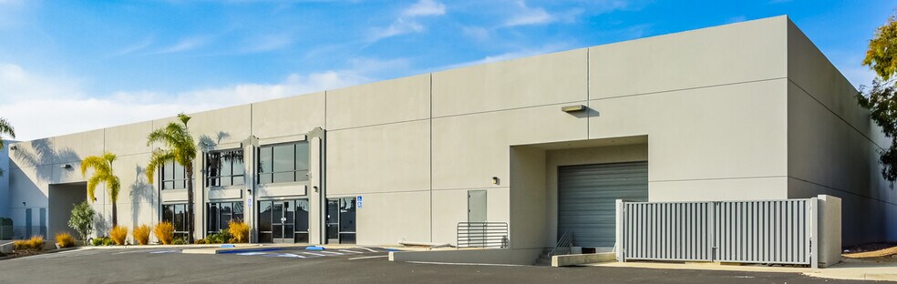 2675 Vista Pacific Dr, Oceanside, CA for lease - Primary Photo - Image 1 of 13