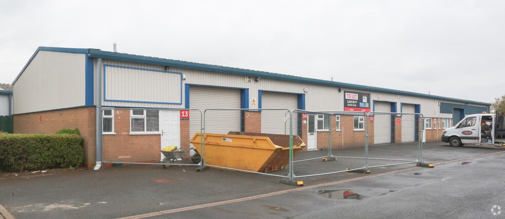 Auster Rd, York for lease - Building Photo - Image 3 of 4