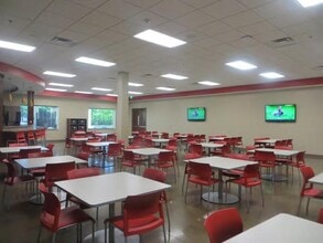 1 Hunter Pl, Bellefontaine, OH for lease Building Photo- Image 2 of 9