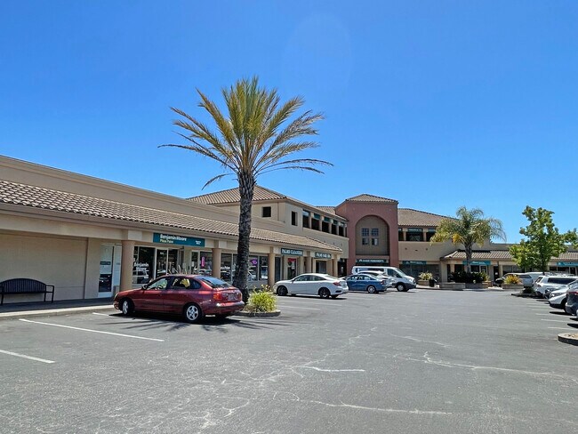 More details for 8499 Old Redwood Hwy, Windsor, CA - Retail for Lease
