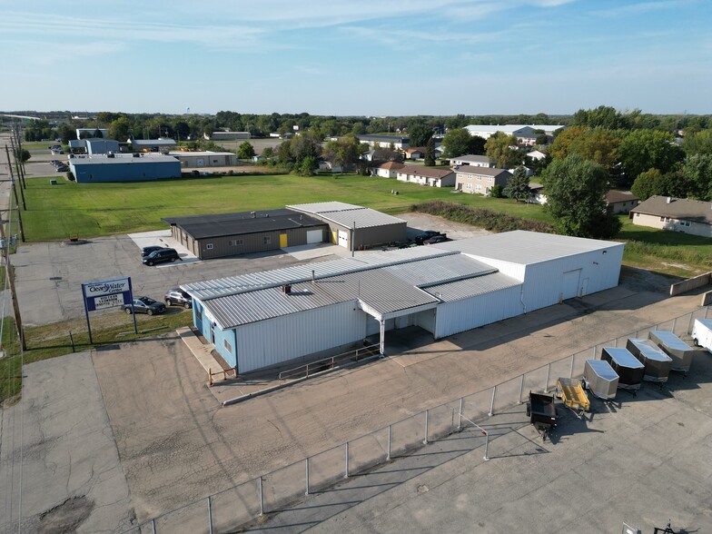 2150 American Dr, Neenah, WI for lease - Building Photo - Image 3 of 7