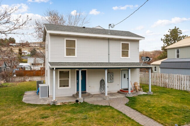 Plus de détails pour 140 S Chase St, Heppner, OR - Multi-résidentiel à vendre