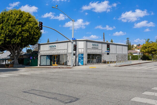 Plus de détails pour 1031-1033 Montana Ave, Santa Monica, CA - Commerce de détail à vendre