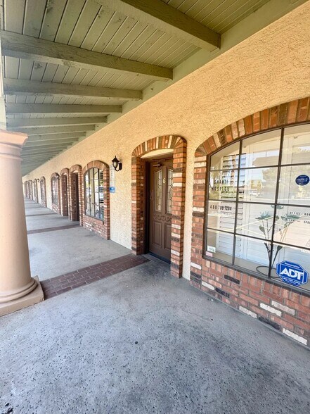 501 W Ray Rd, Chandler, AZ à louer - Photo du bâtiment - Image 3 de 4