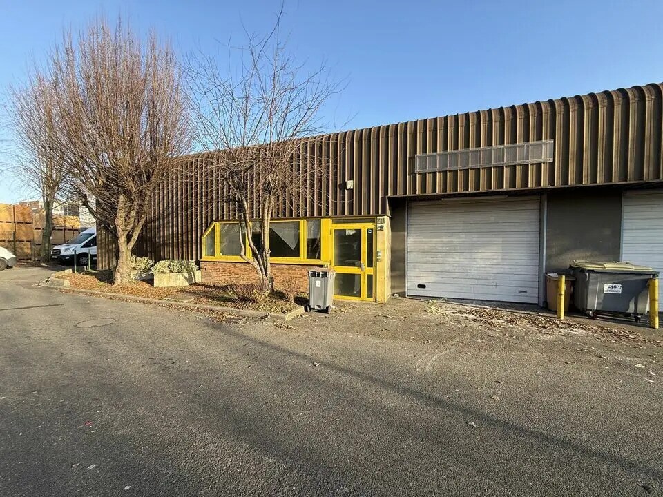 19 Avenue Albert Einstein, Le Blanc-Mesnil for lease Building Photo- Image 1 of 9