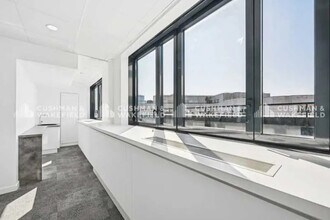 101-109 Rue Jean Jaurès, Levallois-Perret for lease Interior Photo- Image 2 of 4