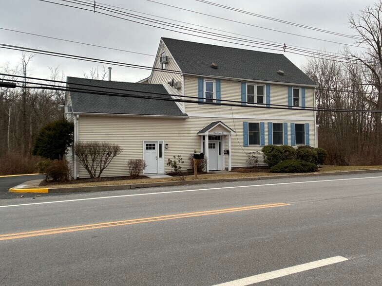 2566 Route 52, Hopewell Junction, NY à vendre - Photo du bâtiment - Image 2 de 62