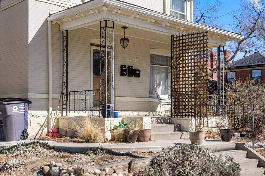 2337 E 12th Ave, Denver, CO à vendre - Photo du bâtiment - Image 3 de 27