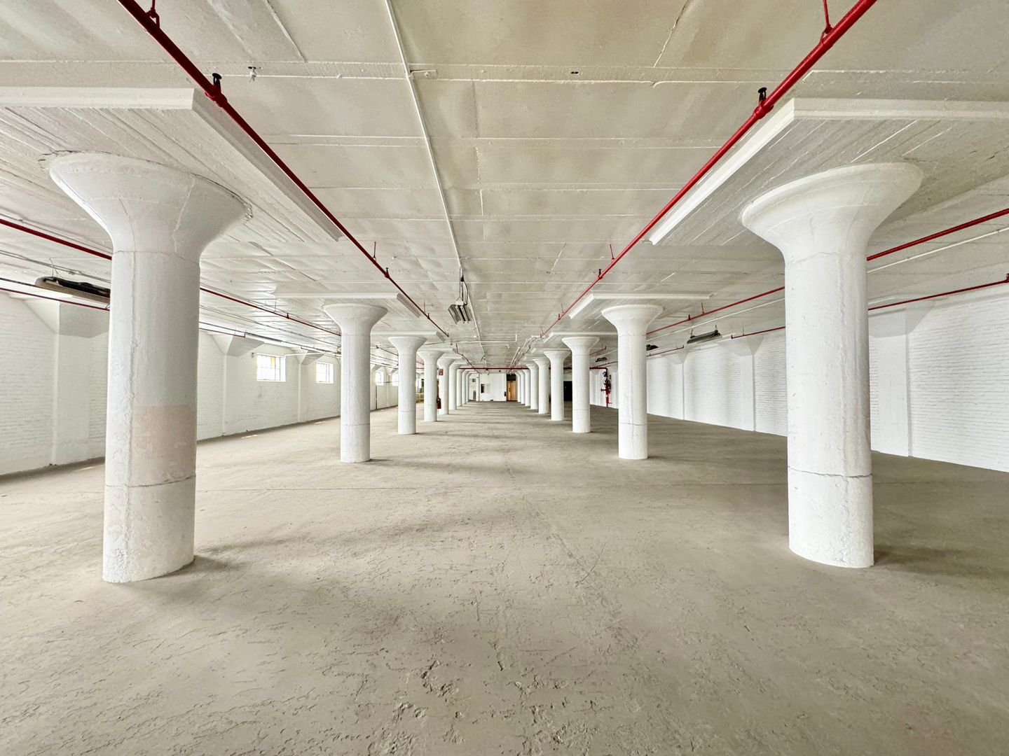 441 E Market St, York, PA for lease Interior Photo- Image 1 of 3