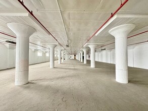 441 E Market St, York, PA for lease Interior Photo- Image 1 of 3