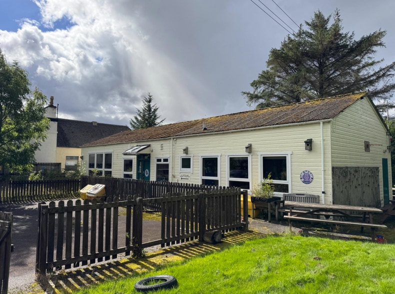 Kinlochewe, Achnasheen for sale - Building Photo - Image 2 of 2