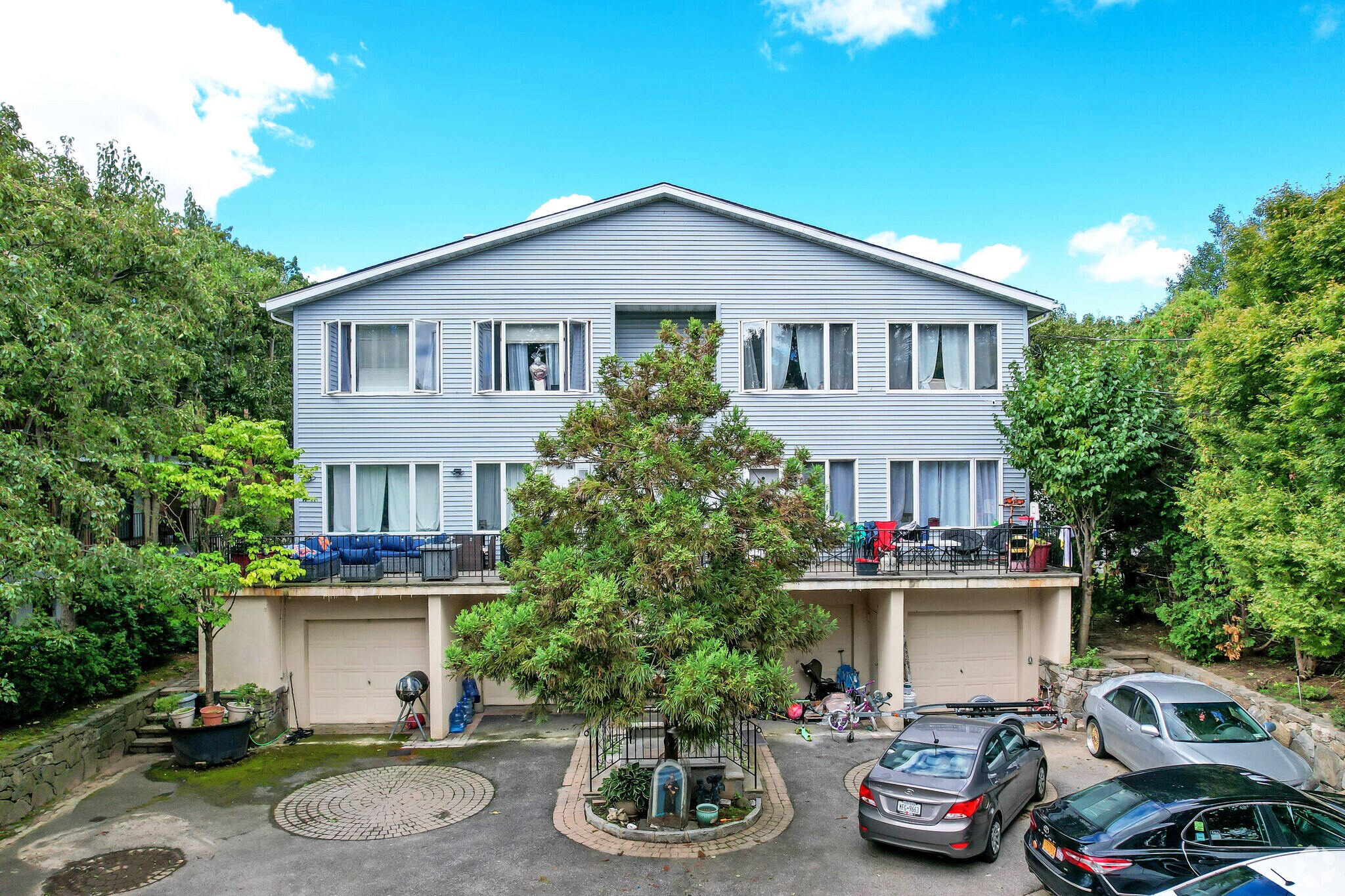 147-149 Meadow Ln, New Rochelle, NY for sale Primary Photo- Image 1 of 8