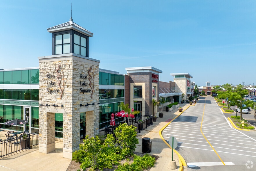 101-295 Rice Lake Sq, Wheaton, IL for sale - Primary Photo - Image 1 of 18