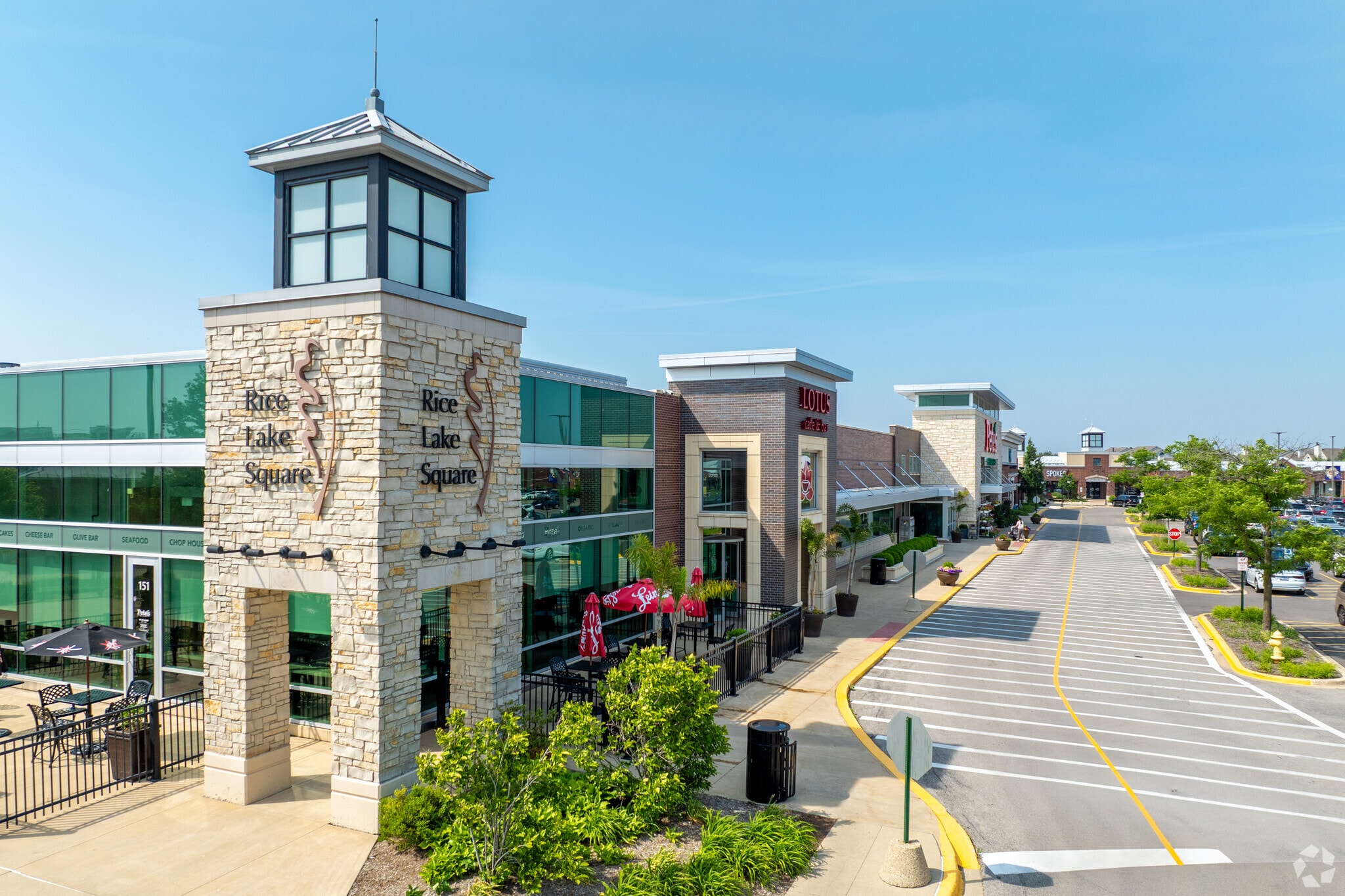 101-295 Rice Lake Sq, Wheaton, IL for sale Primary Photo- Image 1 of 19