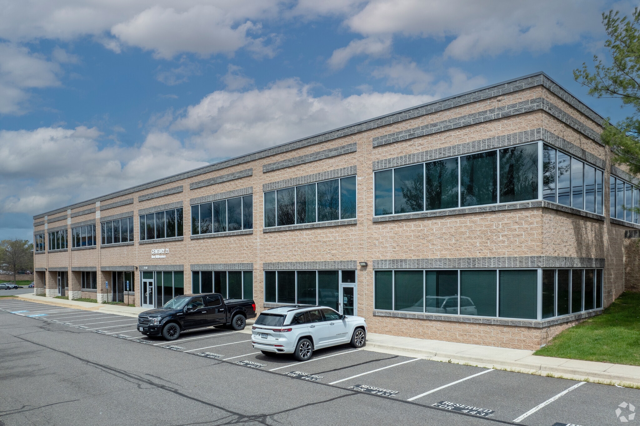 4437 Brookfield Corporate Dr, Chantilly, VA for lease Building Photo- Image 1 of 15