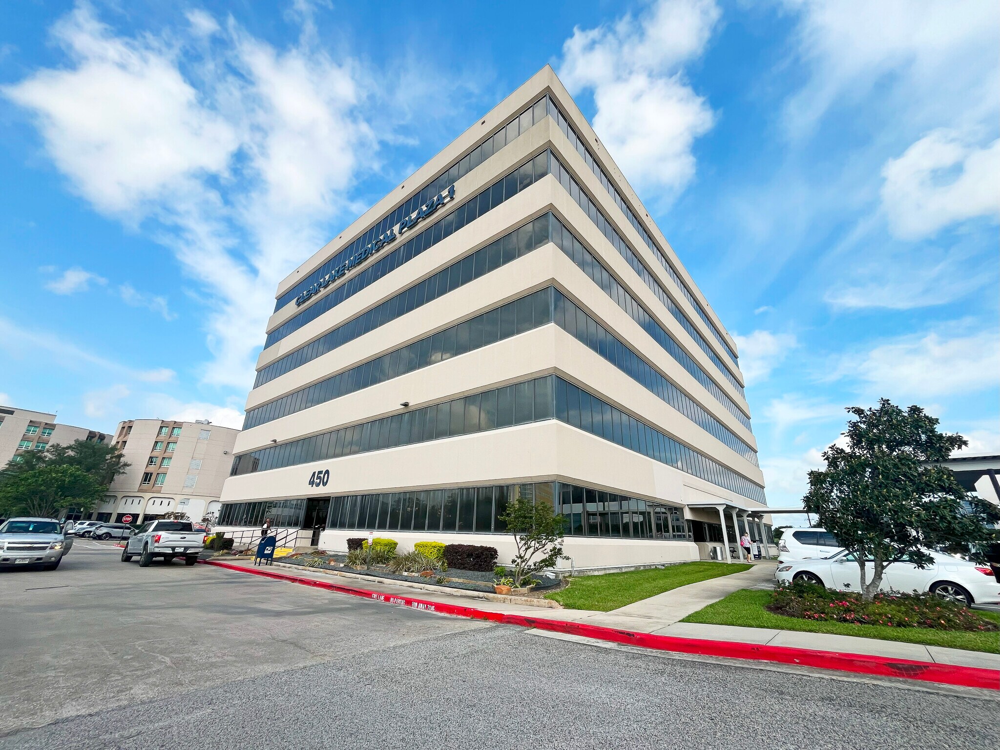 450 Medical Center Blvd, Webster, TX à louer Photo du bâtiment- Image 1 de 8